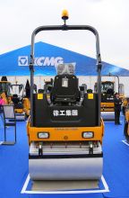 XCMG Official XMR303 China 3 Ton Mini Double Drum Vibratory Road Roller Compactor